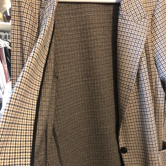 COPY - H&M Blazer - Picture 5 of 5